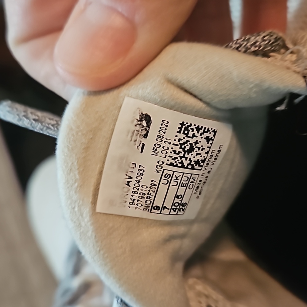 New Balance Fresh Foam Sneakers View 5